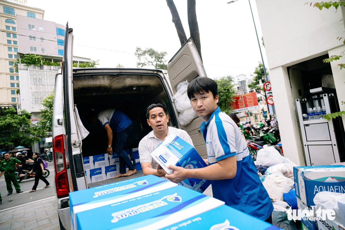 cứu trợ - Ảnh 4.